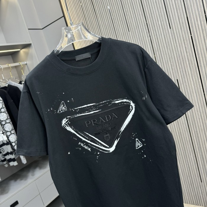 Prada Luxury Brand Men Womens Short Sleeve T-Shirt Mens T shirts Whatsapp 【+1-3239614486】