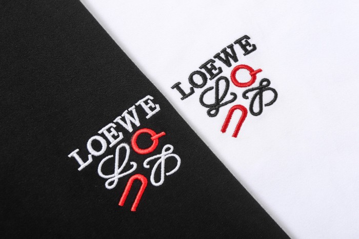 Loewe Luxury Brand Men Womens Short Sleeve T-Shirt Whatsapp 【+1-3239614486】