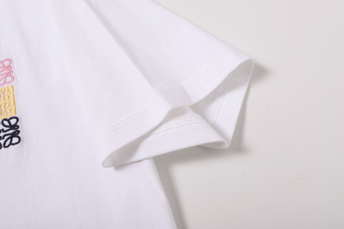 Loewe Luxury Brand Men Womens Short Sleeve T-Shirt Whatsapp 【+1-3239614486】