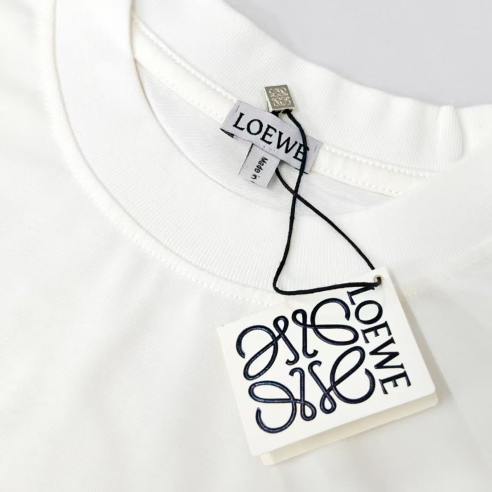 Loewe Luxury Brand Men Womens Short Sleeve T-Shirt Whatsapp 【+1-3239614486】
