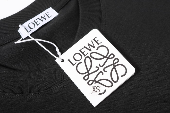 Loewe Luxury Brand Men Womens Short Sleeve T-Shirt Whatsapp 【+1-3239614486】