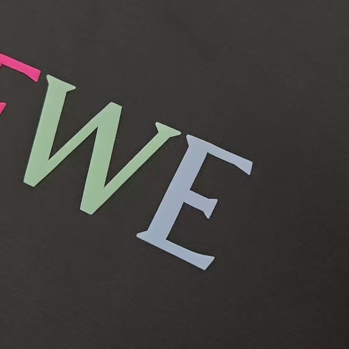Loewe Luxury Brand Men Womens Short Sleeve T-Shirt Whatsapp 【+1-3239614486】