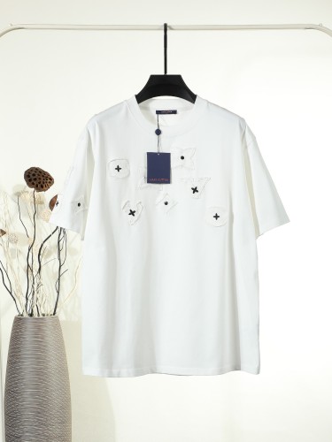 Louis Vuitton  Luxury Brand Men Womens Short Sleeve T-Shirt Whatsapp 【+1-3239614486】