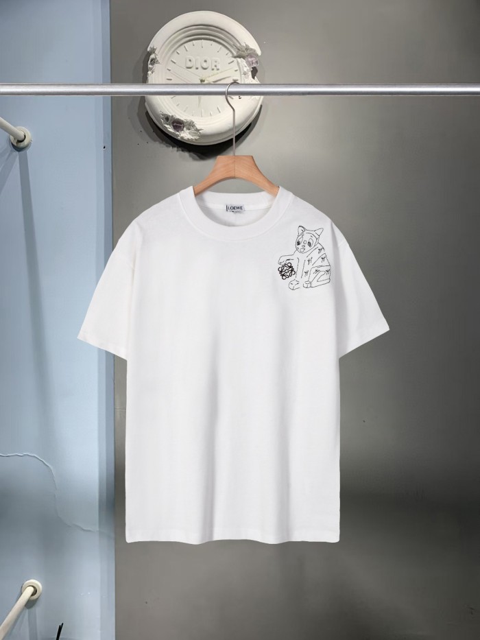 Loewe x Louis Wain Luxury Brand Men Womens Short Sleeve T-Shirt Loose fit T-shirt H526Y22XCZ Whatsapp 【+1-3239614486】