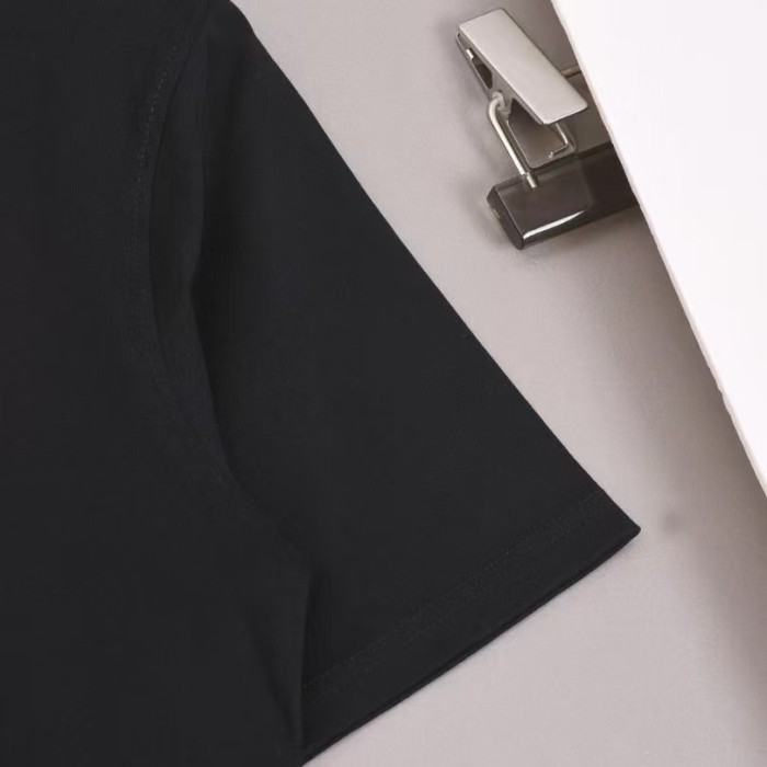 Loewe Luxury Brand Men Womens Short Sleeve T-Shirt Whatsapp 【+1-3239614486】