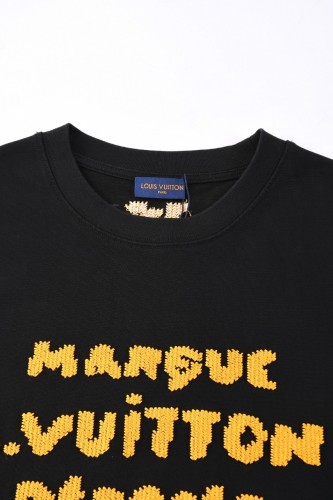Louis Vuitton  Luxury Brand Men Womens Short Sleeve T-Shirt Whatsapp 【+1-3239614486】