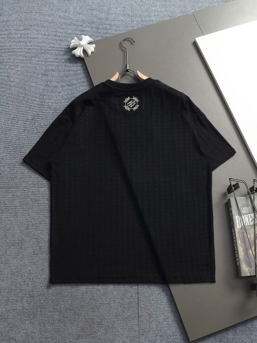 Louis Vuitton  Luxury Brand Men Womens Short Sleeve T-Shirt Embellished Damier Pique T-Shirt Whatsapp 【+1-3239614486】