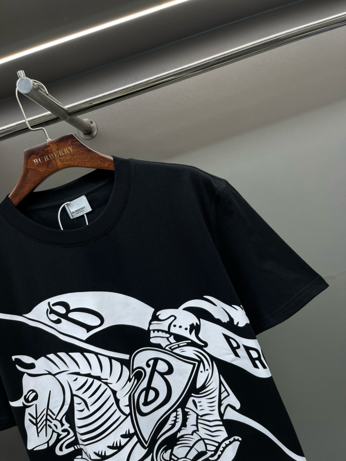 Burberry Luxury Brand Women Mens Short Sleeve T-Shirt Whatsapp 【+1-3239614486】