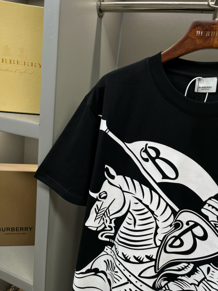 Burberry Luxury Brand Women Mens Short Sleeve T-Shirt Whatsapp 【+1-3239614486】