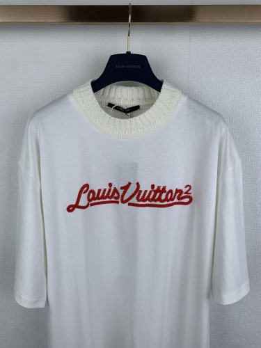 Louis Vuitton  Luxury Brand Men Womens Short Sleeve T-Shirt Whatsapp 【+1-3239614486】