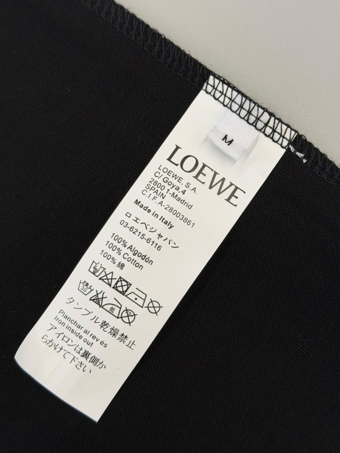 Loewe Luxury Brand Men Womens Short Sleeve T-Shirt Whatsapp 【+1-3239614486】