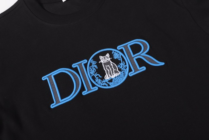 Dior Luxury Brand Women Mens Short Sleeve T-Shirt Whatsapp 【+1-3239614486】
