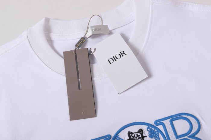 Dior Luxury Brand Women Mens Short Sleeve T-Shirt Whatsapp 【+1-3239614486】