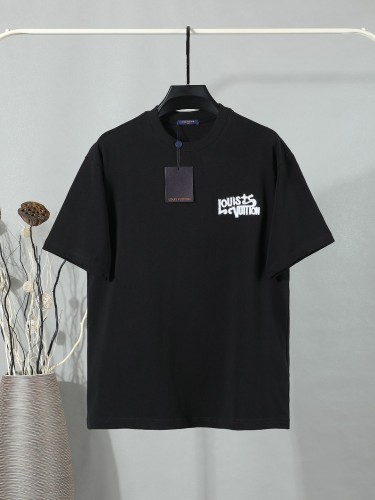 Louis Vuitton  Luxury Brand Men Womens Short Sleeve T-Shirt Whatsapp 【+1-3239614486】