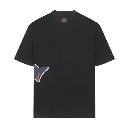 Louis Vuitton  Luxury Brand Men Womens Short Sleeve T-Shirt Intarsia Graphic T-Shirt Whatsapp 【+1-3239614486】
