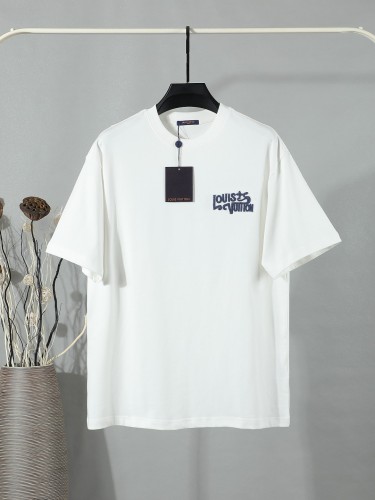 Louis Vuitton  Luxury Brand Men Womens Short Sleeve T-Shirt Whatsapp 【+1-3239614486】