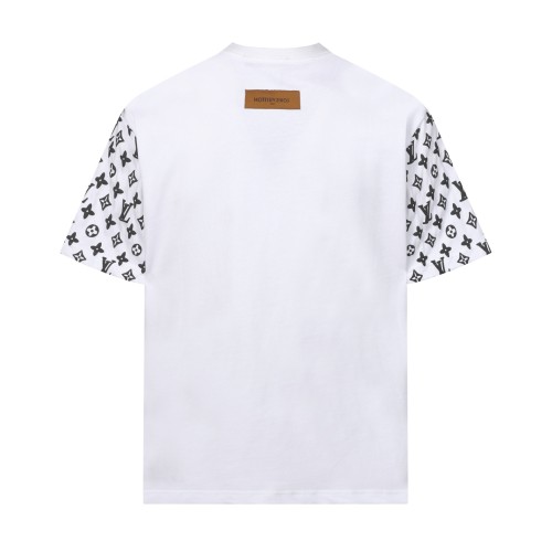 Louis Vuitton  Luxury Brand Men Womens Short Sleeve T-Shirt Whatsapp 【+1-3239614486】