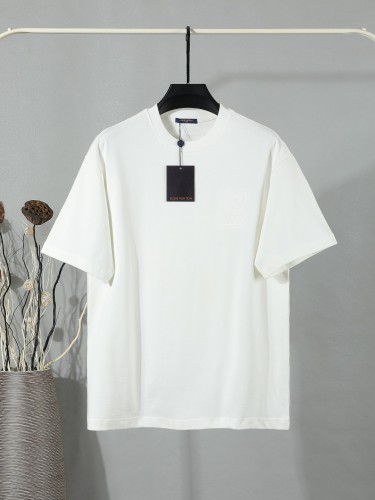 Louis Vuitton  Luxury Brand Men Womens Short Sleeve T-Shirt Whatsapp 【+1-3239614486】
