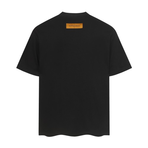 Louis Vuitton  Luxury Brand Men Womens Short Sleeve T-Shirt Whatsapp 【+1-3239614486】