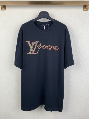 Louis Vuitton  Luxury Brand Men Womens Short Sleeve T-Shirt Whatsapp 【+1-3239614486】