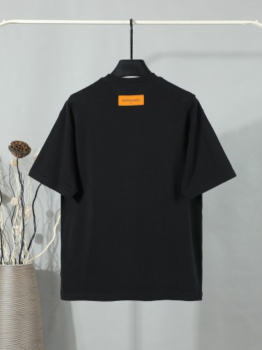 Louis Vuitton  Luxury Brand Men Womens Short Sleeve T-Shirt Whatsapp 【+1-3239614486】