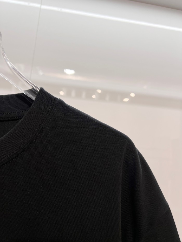 Prada Luxury Brand Men Womens Short Sleeve T-Shirt Whatsapp 【+1-3239614486】