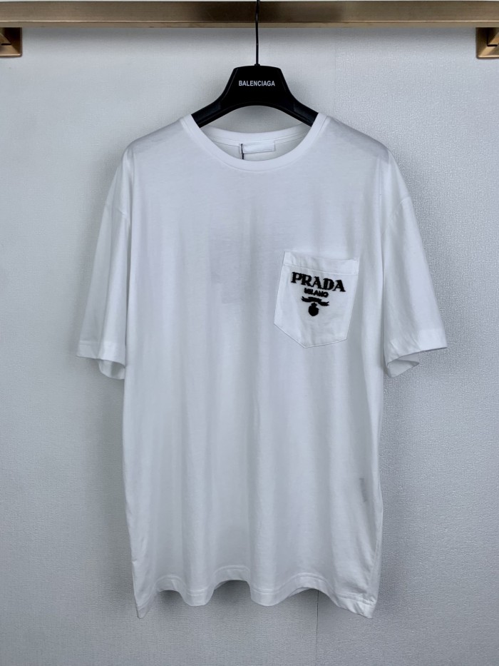 Prada Luxury Brand Men Womens Short Sleeve T-Shirt Whatsapp 【+1-3239614486】