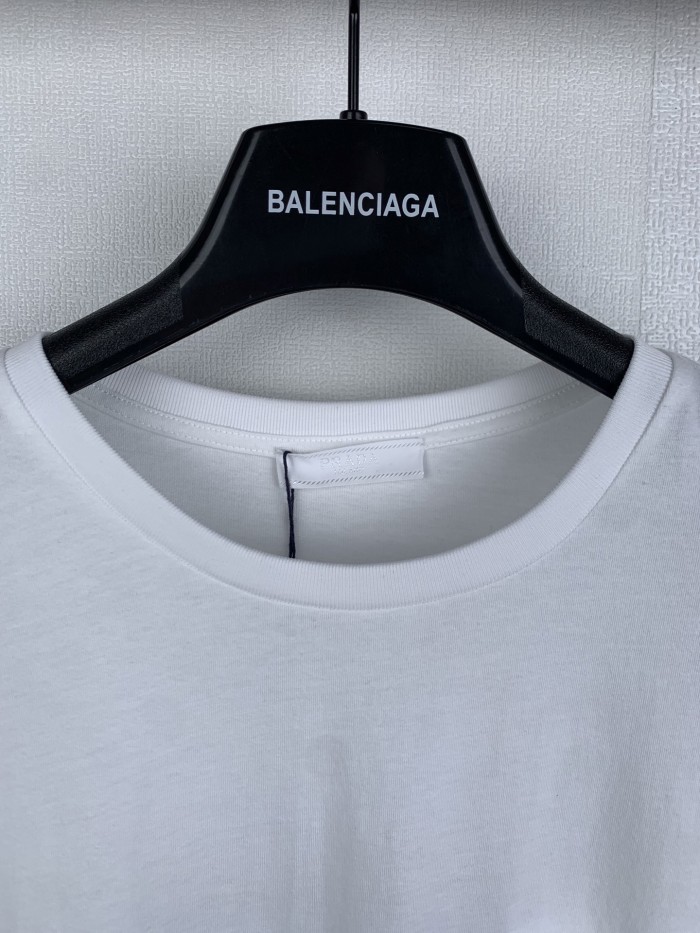 Prada Luxury Brand Men Womens Short Sleeve T-Shirt Whatsapp 【+1-3239614486】