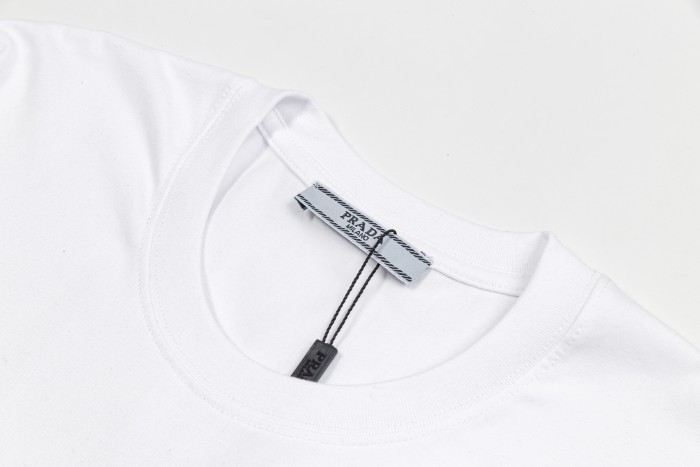 Prada Luxury Brand Men Womens Short Sleeve T-Shirt Whatsapp 【+1-3239614486】