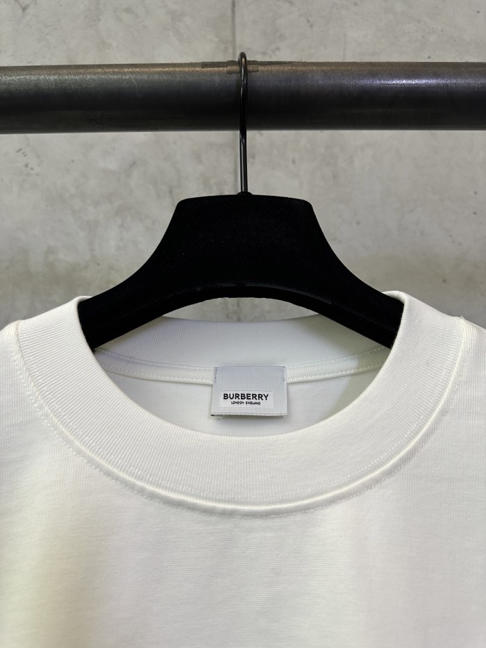 Burberry Luxury Brand Women Mens Short Sleeve T-Shirt Whatsapp 【+1-3239614486】