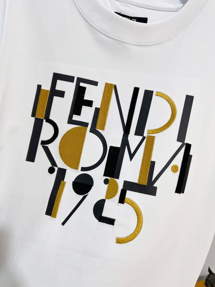 Fendi Luxury Brand Women Mens Short Sleeve T-Shirt Whatsapp 【+1-3239614486】