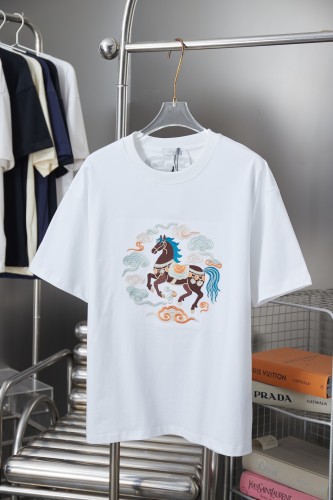 Dior Luxury Brand Women Mens Short Sleeve T-Shirt Whatsapp 【+1-3239614486】