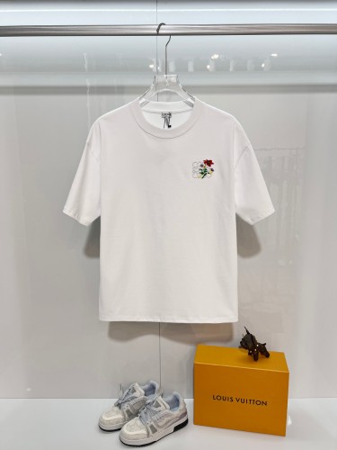Loewe Luxury Brand Men Womens Short Sleeve T-Shirt Whatsapp 【+1-3239614486】