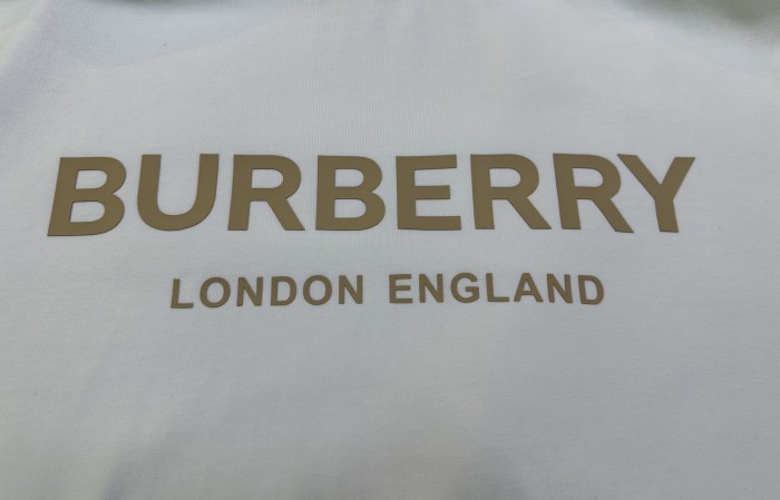 Burberry Luxury Brand Women Mens Short Sleeve T-Shirt Whatsapp 【+1-3239614486】