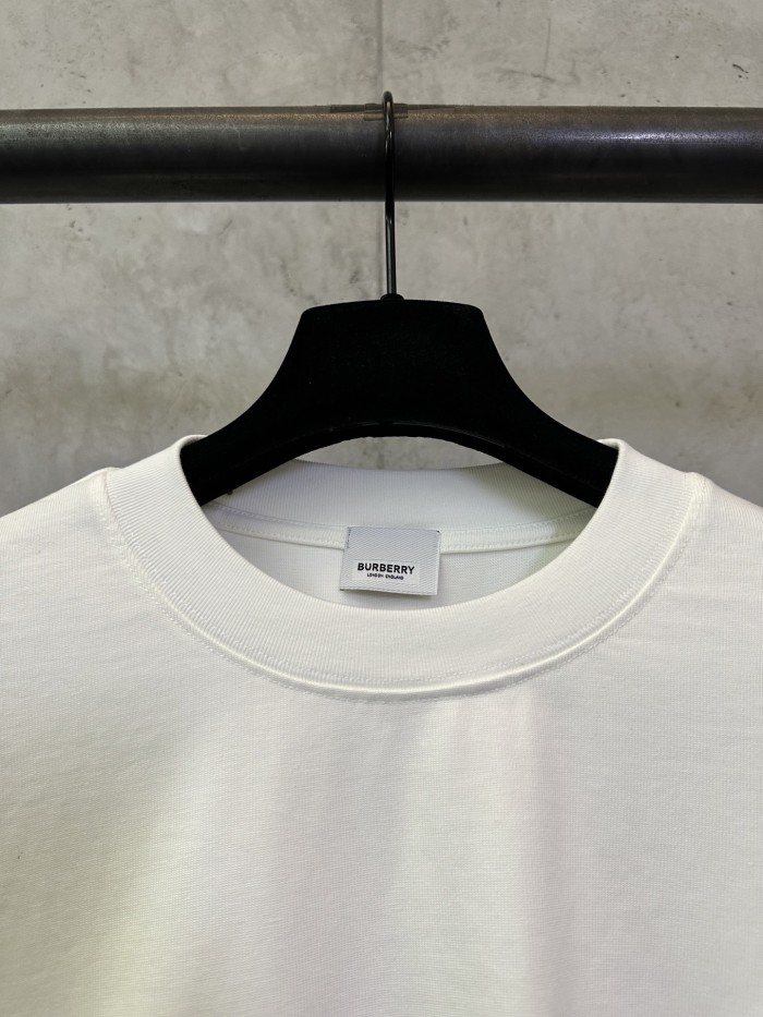 Burberry Luxury Brand Women Mens Short Sleeve T-Shirt Whatsapp 【+1-3239614486】
