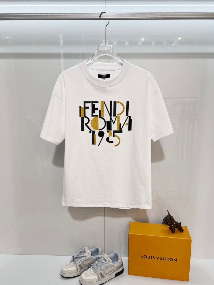 Fendi Luxury Brand Women Mens Short Sleeve T-Shirt Whatsapp 【+1-3239614486】
