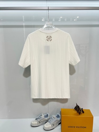 Louis Vuitton  Luxury Brand Men Womens Short Sleeve T-Shirt Whatsapp 【+1-3239614486】