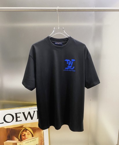 Louis Vuitton Luxury Brand Men Womens Short Sleeve T-Shirt Whatsapp 【+1-3239614486】