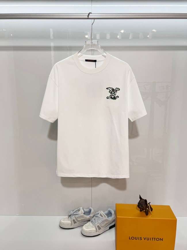 Louis Vuitton Luxury Brand Men Womens Short Sleeve T-Shirt Whatsapp 【+1-3239614486】