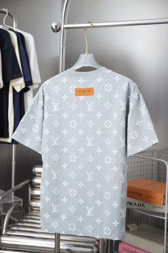 Louis Vuitton Luxury Brand Men Womens Short Sleeve T-Shirt Whatsapp 【+1-3239614486】
