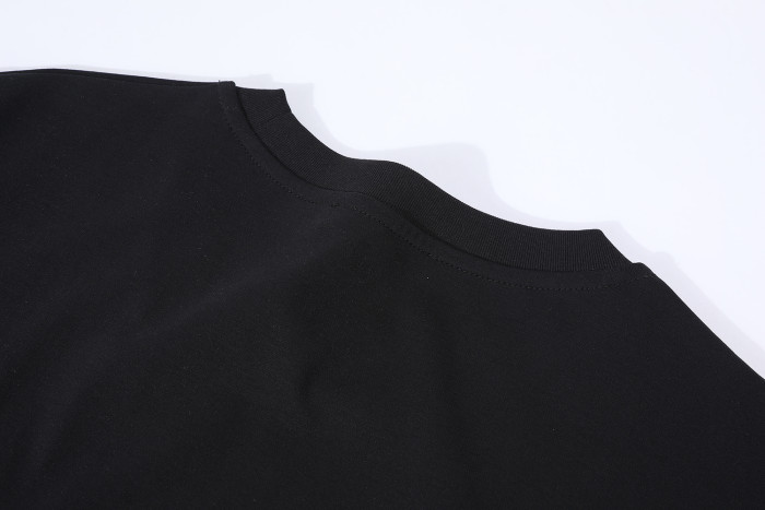 Louis Vuitton  Luxury Brand Men Womens Short Sleeve T-Shirt Glow Signature T-Shirt 1AIWA4 Whatsapp 【+1-3239614486】