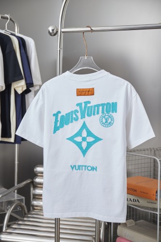 Louis Vuitton  Luxury Brand Men Womens Short Sleeve T-Shirt Whatsapp 【+1-3239614486】