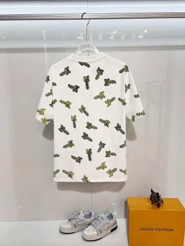 Louis Vuitton Luxury Brand Men Womens Short Sleeve T-Shirt Whatsapp 【+1-3239614486】