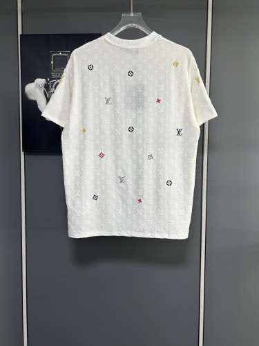 Louis Vuitton Luxury Brand Men Womens Short Sleeve T-Shirt Whatsapp 【+1-3239614486】