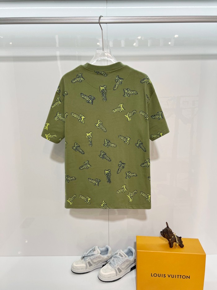 Louis Vuitton Luxury Brand Men Womens Short Sleeve T-Shirt Whatsapp 【+1-3239614486】