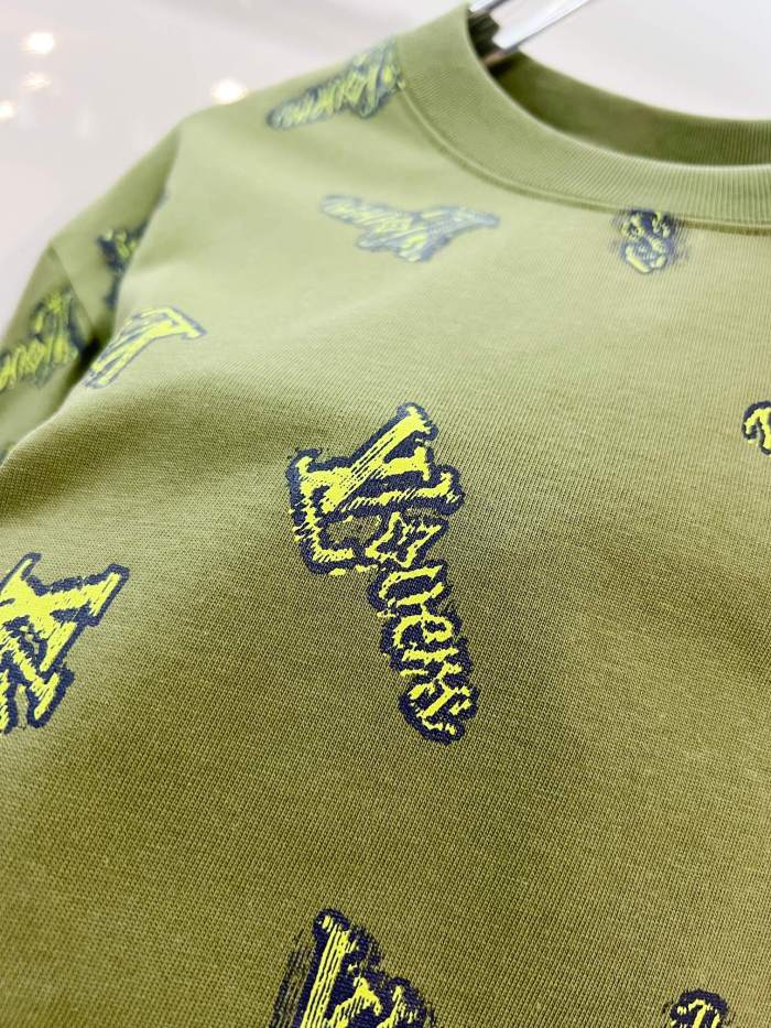 Louis Vuitton Luxury Brand Men Womens Short Sleeve T-Shirt Whatsapp 【+1-3239614486】