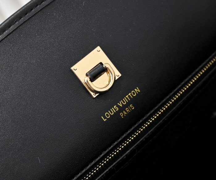 Louis Vuitton Womens Bags Shoulder Bag Luxury Brand City Steamer M12005  whatsapp【+1-3239614486】