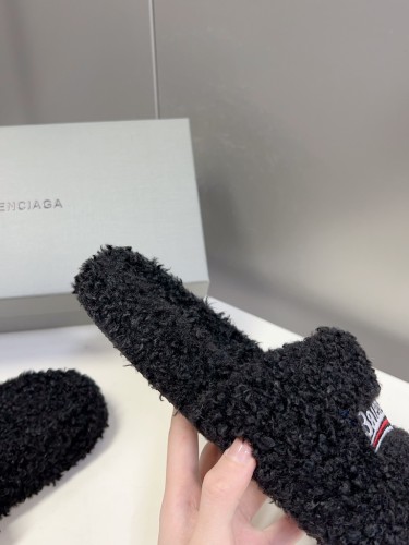 Balenciaga Womens Shoes Slippers Winter Velvet Slipper Luxury Brand with Original Box Whatsapp 【+1-3239614486】