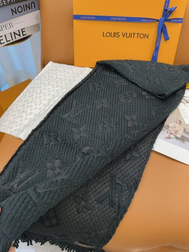 Louis Vuitton Scarves Men Womens Fashion Scarf with Original Box Whatsapp【+1-3239614486】