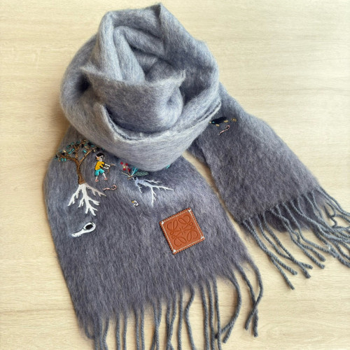 Loewe Scarves Men Womens Fashion Scarf with Original Box Whatsapp【+1-3239614486】